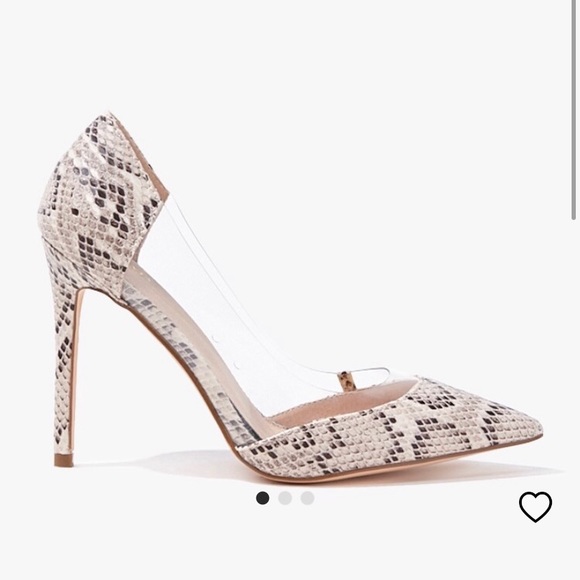 Forever 21 Shoes - Brand new Forever 21 Faux snakeskin viny pumps